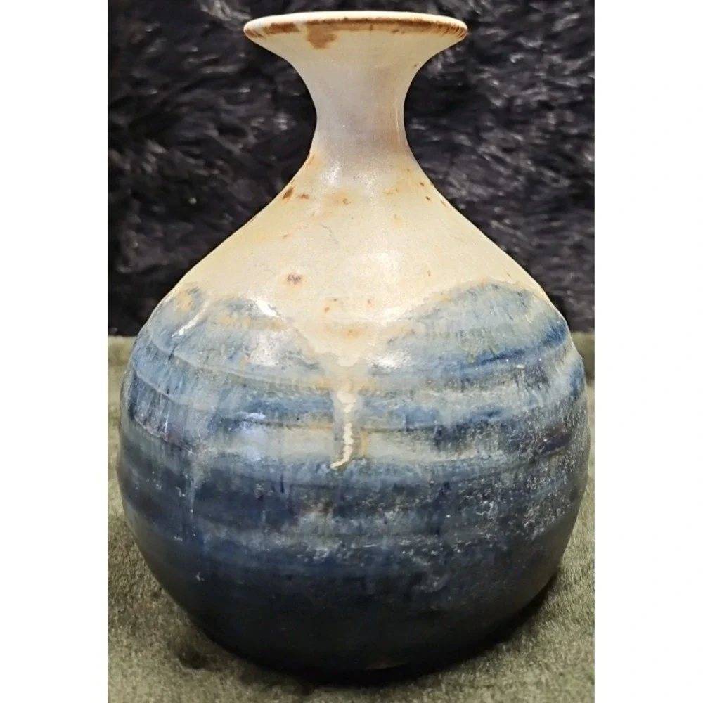 Vintage Small Gray and Blue Vase 6